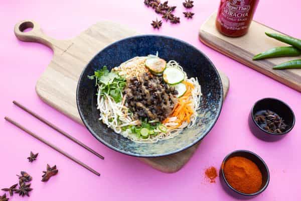 Nudel Salat - Lemongrass Beef